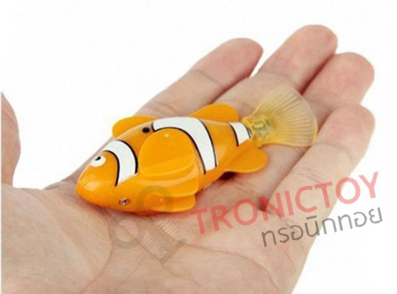 fish robot auto swimming nemo in hand